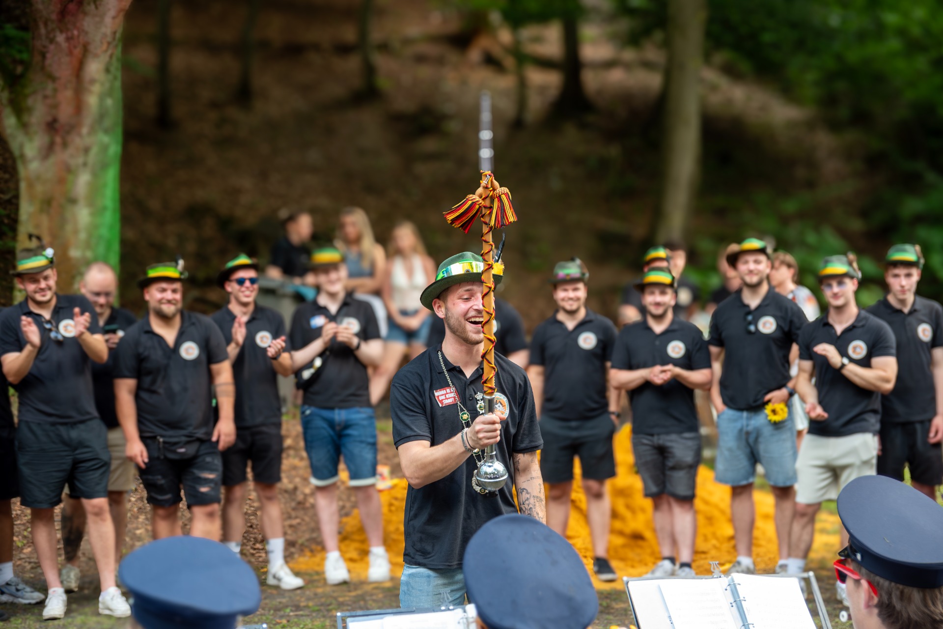 Luca Telgenbüscher dirigiert