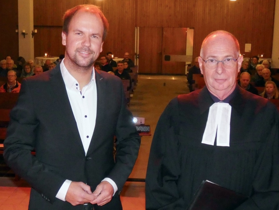 Zweiter Brudermeister Alexander Heine (links) und Pastor Dr. Christian Klein